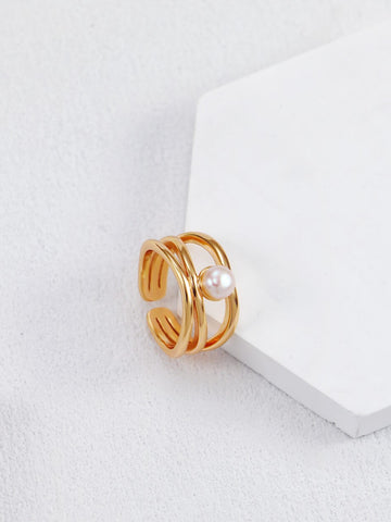 Vintage Gold Pearl Ring