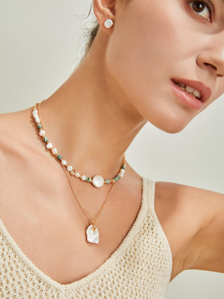 Petal Pearl Pendant Necklace
